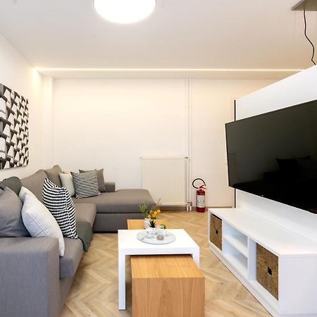 Pagrati'S Best Apartment Athens Ngoại thất bức ảnh
